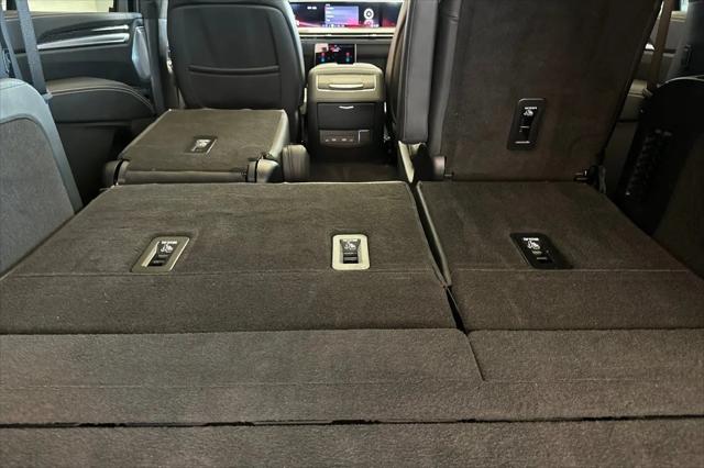 2025 Cadillac Escalade ESV V-Series