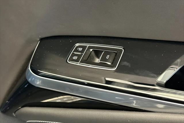 2025 Cadillac Escalade ESV V-Series
