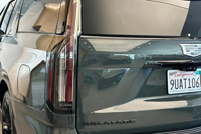 2025 Cadillac Escalade ESV V-Series