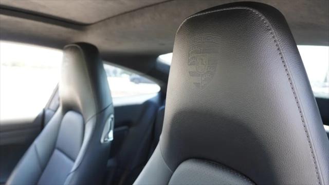 2017 Porsche 911 Carrera