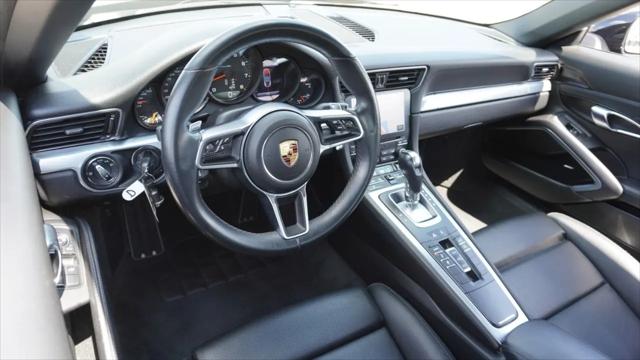 2017 Porsche 911 Carrera