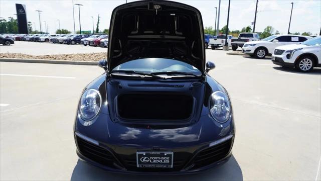 2017 Porsche 911 Carrera
