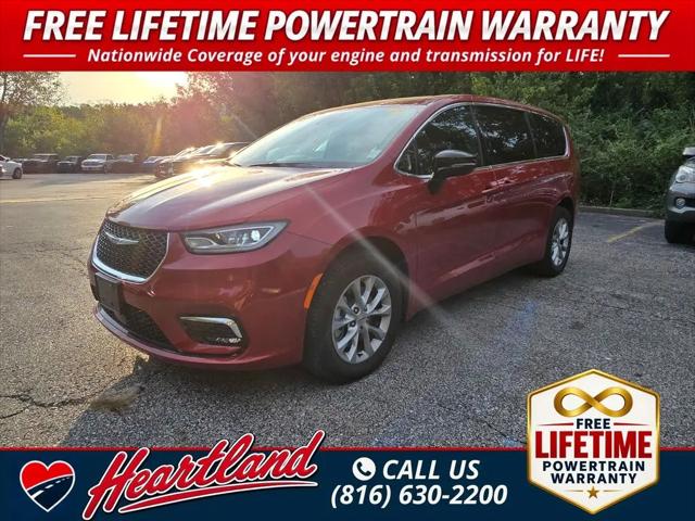 2025 Chrysler Pacifica Select for sale in Excelsior Springs, MO