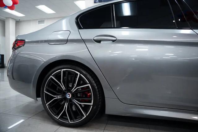 2023 BMW M5 i xDrive
