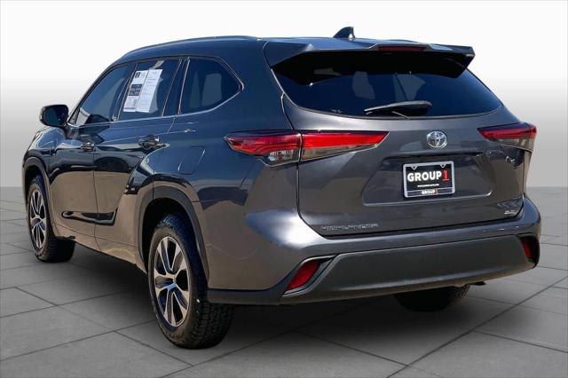 Used 2020 Toyota Highlander XLE For Sale in Lubbock, TX