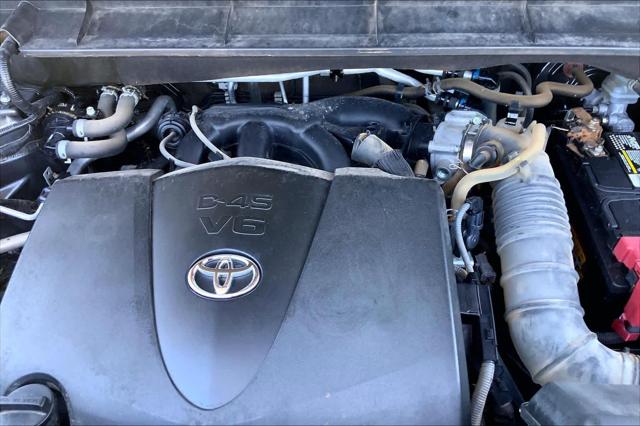 Used 2020 Toyota Highlander XLE For Sale in Lubbock, TX
