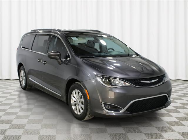 2017 Chrysler Pacifica Touring-L for sale in Wichita, KS