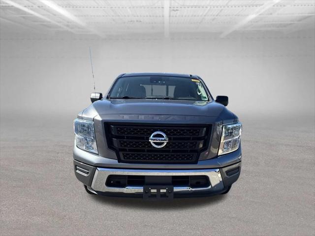 2021 Nissan TITAN Crew Cab SV 4x2