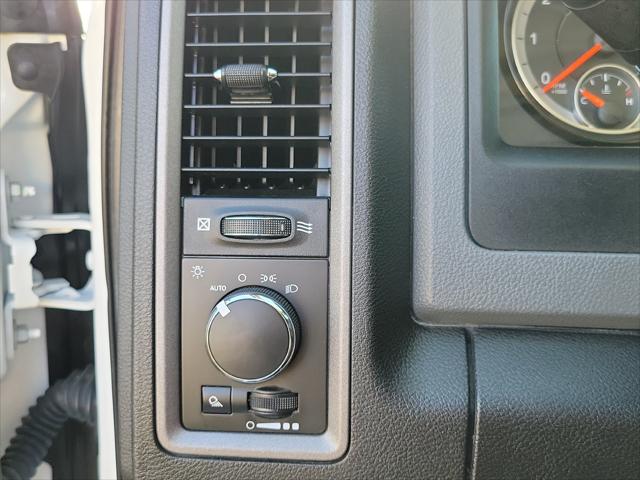 2019 Ram 1500 Classic Tradesman Quad Cab 4x2 64 Box
