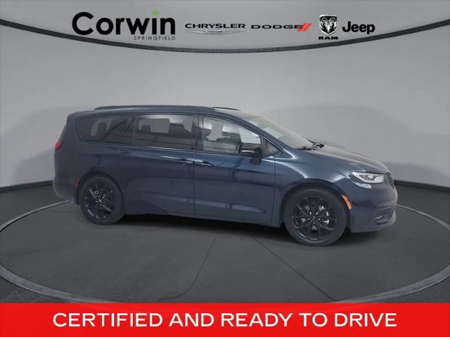 2025 Chrysler Pacifica Limited for sale in Springfield, MO