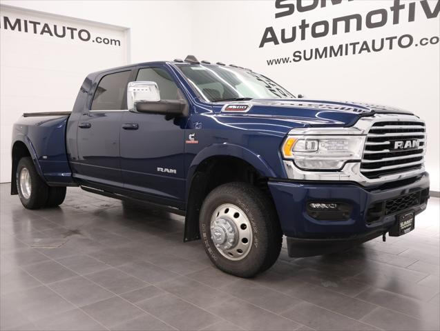 2023 Ram 3500 Limited Longhorn Mega Cab 4x4 64 Box