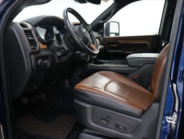 2023 Ram 3500 Limited Longhorn Mega Cab 4x4 64 Box