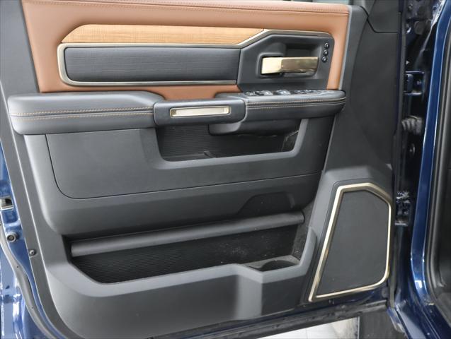 2023 Ram 3500 Limited Longhorn Mega Cab 4x4 64 Box