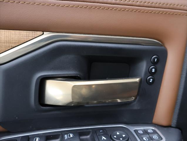 2023 Ram 3500 Limited Longhorn Mega Cab 4x4 64 Box
