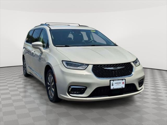 2021 Chrysler Pacifica Touring L for sale in Huntington Station, NY