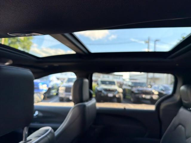 2027 Chrysler Pacifica Limited AWD