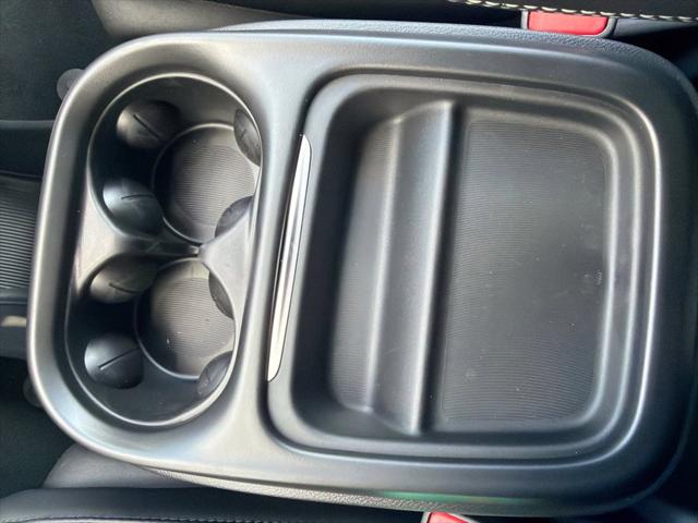 2027 Chrysler Pacifica Select AWD