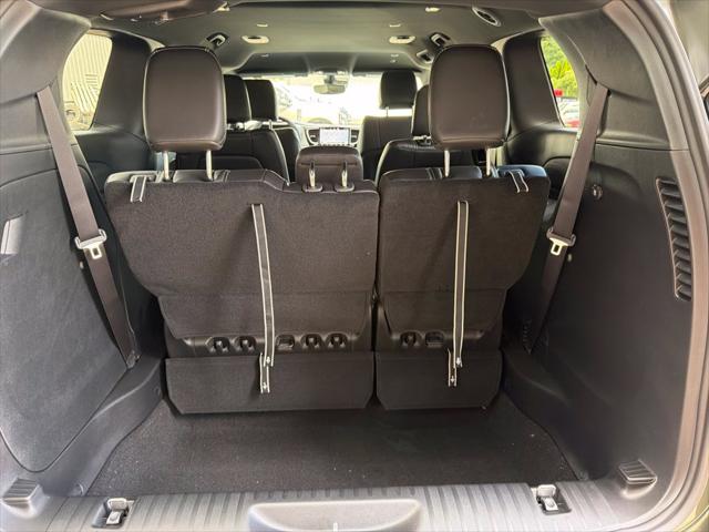 2027 Chrysler Pacifica Select AWD