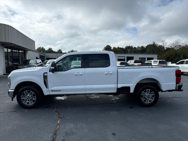 2027 Ford F-350 LARIAT