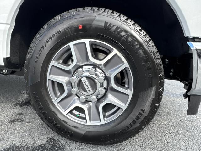2027 Ford F-350 LARIAT