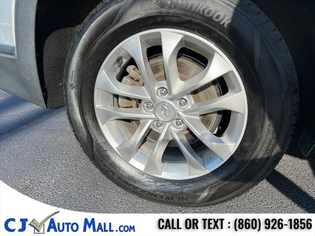 2019 Hyundai Santa Fe SE
