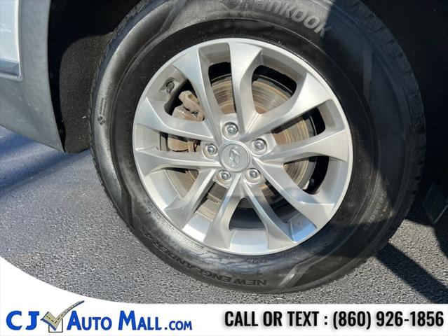2019 Hyundai Santa Fe SE