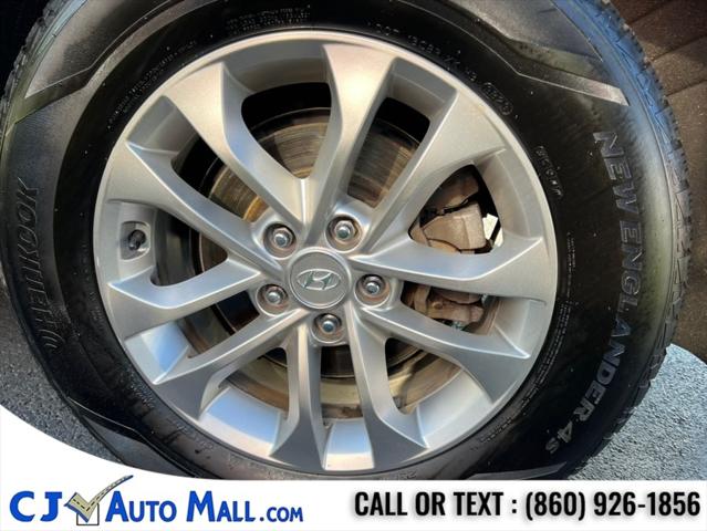 2019 Hyundai Santa Fe SE