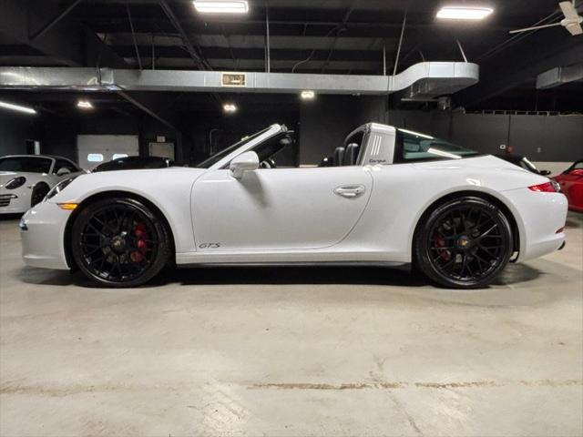 2016 Porsche 911 4 GTS