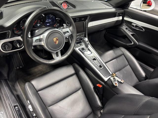 2016 Porsche 911 4 GTS