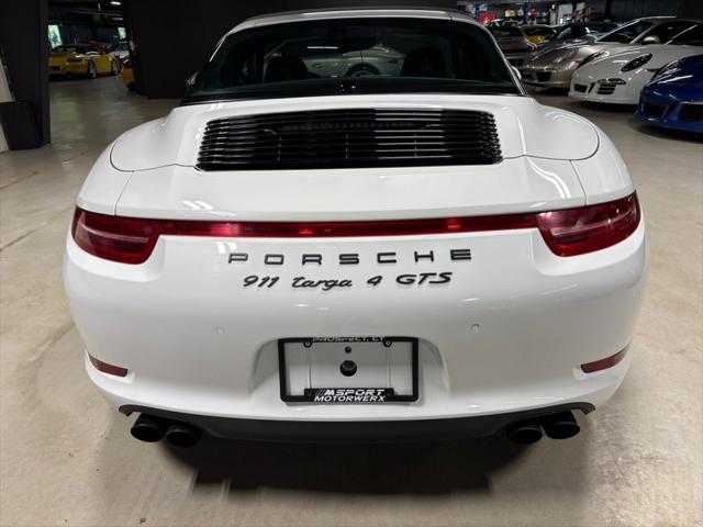 2016 Porsche 911 4 GTS
