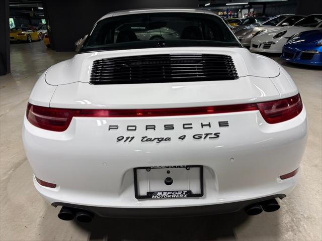 2016 Porsche 911 4 GTS