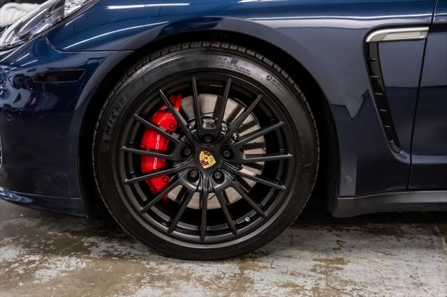 2015 Porsche Panamera GTS