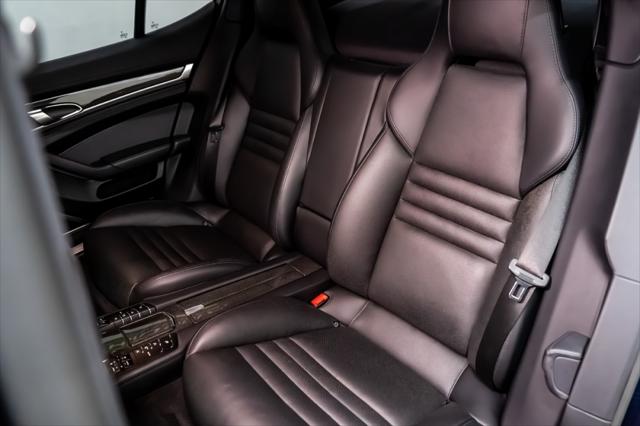 2015 Porsche Panamera GTS