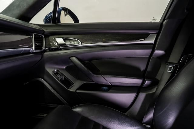 2015 Porsche Panamera GTS