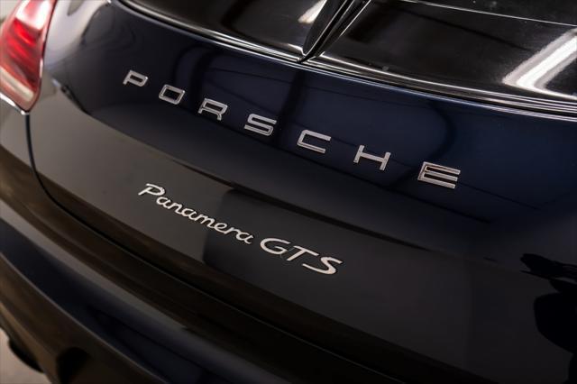 2015 Porsche Panamera GTS