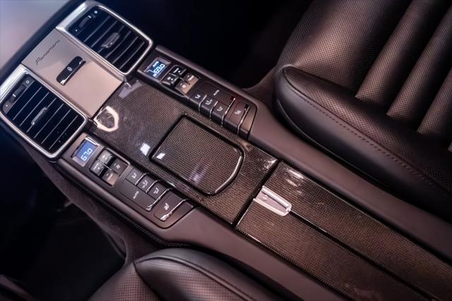 2015 Porsche Panamera GTS
