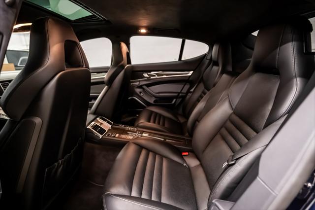 2015 Porsche Panamera GTS