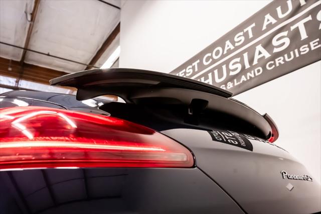 2015 Porsche Panamera GTS