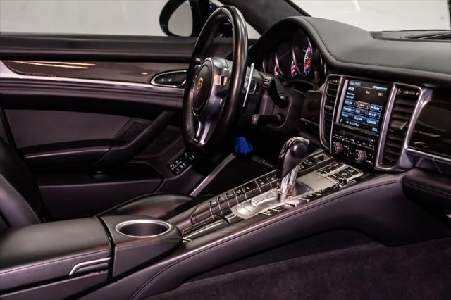 2015 Porsche Panamera GTS