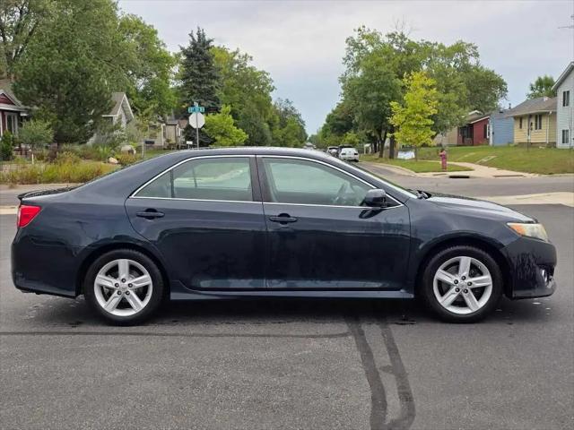 2014 Toyota Camry SE for sale in St. Cloud, MN