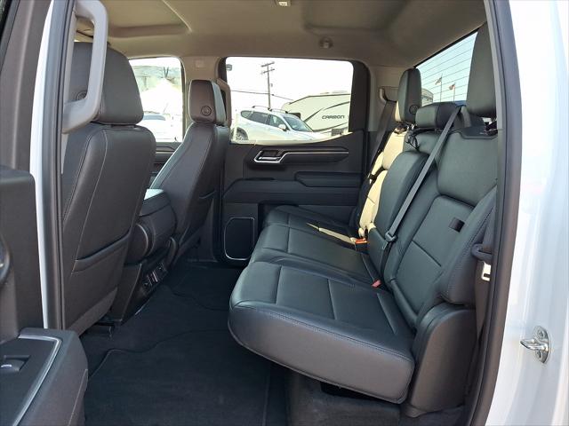 2025 GMC Sierra 1500 2WD Crew Cab Short Box SLT