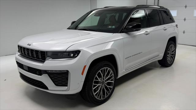 2027 Jeep Grand Cherokee GRAND CHEROKEE SUMMIT 4X4