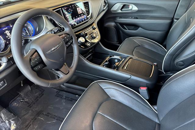 2024 Chrysler Pacifica Limited