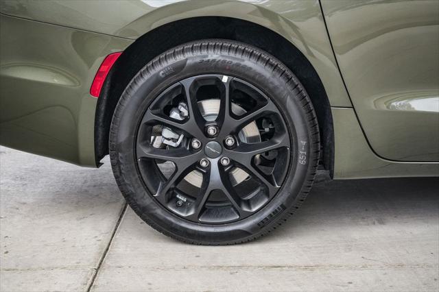 2027 Chrysler Pacifica Limited AWD