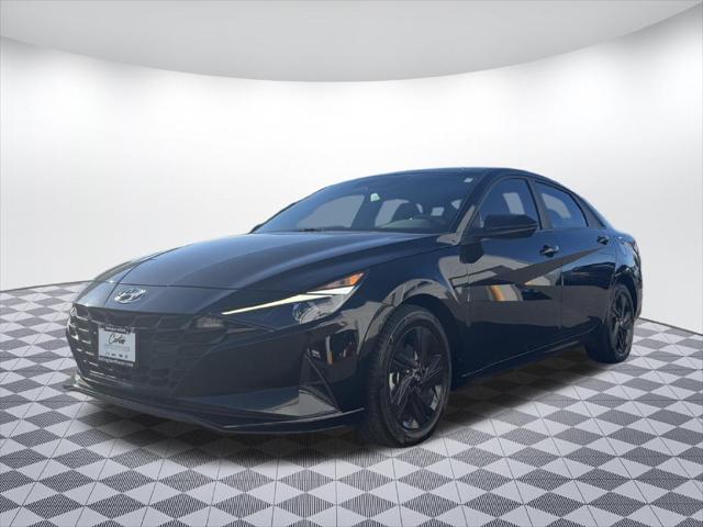 Used 2022 Hyundai Elantra Hybrid Blue For Sale in Bellingham, WA