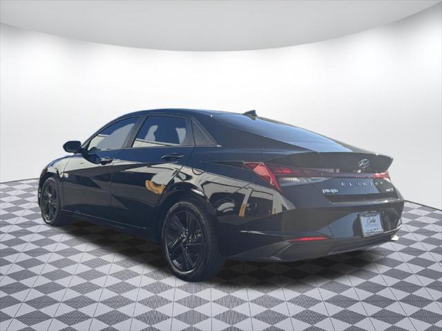 Used 2022 Hyundai Elantra Hybrid Blue For Sale in Bellingham, WA