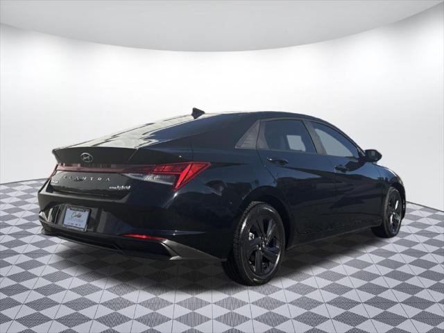 Used 2022 Hyundai Elantra Hybrid Blue For Sale in Bellingham, WA