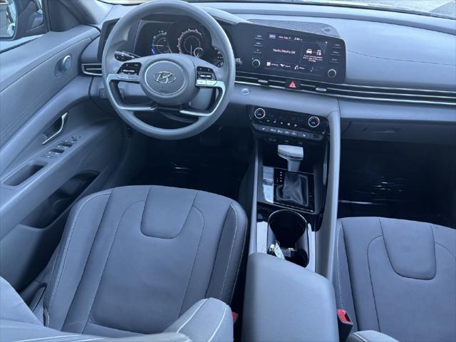 Used 2022 Hyundai Elantra Hybrid Blue For Sale in Bellingham, WA