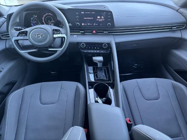 Used 2022 Hyundai Elantra Hybrid Blue For Sale in Bellingham, WA