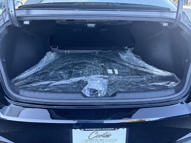 Used 2022 Hyundai Elantra Hybrid Blue For Sale in Bellingham, WA